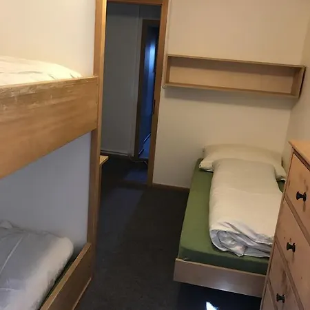 여관 Naturfreundehaus Clavadel